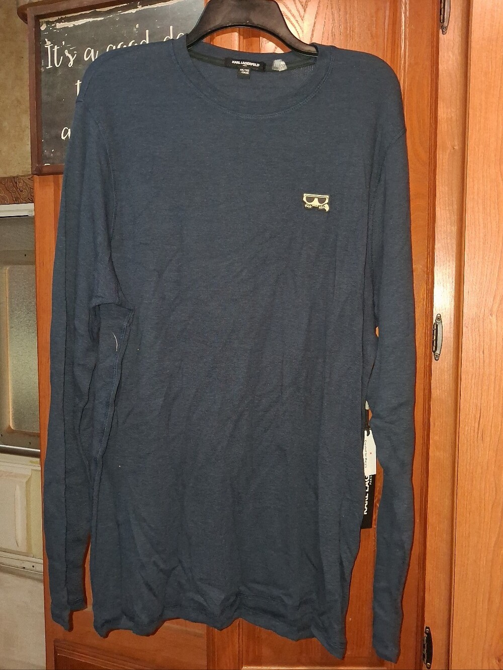 Kark Lagerfeld Navy Long Sleeve Crew Tee with Small Chest Logo In A Mens XXL NWT